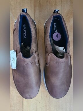 New Without Box Nautica Pilco Slip On Sneaker Little Boy's Size 4 M Tan